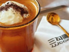 -三勾JJJ Burger&Coffee(梅溪湖店)
