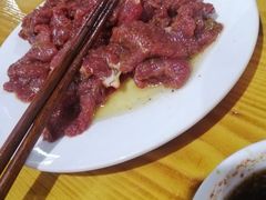 -五指山生态小黄牛(皮皮虾海鲜广场店)