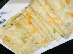 -靠山屯东北农家菜(八龙桥雅苑店)