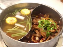 秘制鲜牛腩鸳鸯锅-今日炊牛·潮汕牛肉火锅(华采天地店)