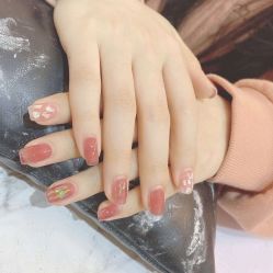 -杨美丽·美甲美睫