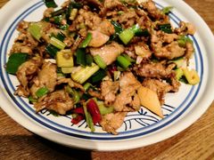 -云海肴·汽锅鸡·云南菜(天山百盛优客店)