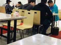 -扬州小吃(延安西路店)