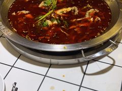-蛙一刀·麻椒鱼火锅(金仙桥店)