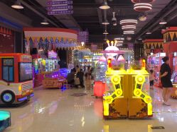 -哈尼鹿儿童乐园(长沙梅溪湖步步高店)