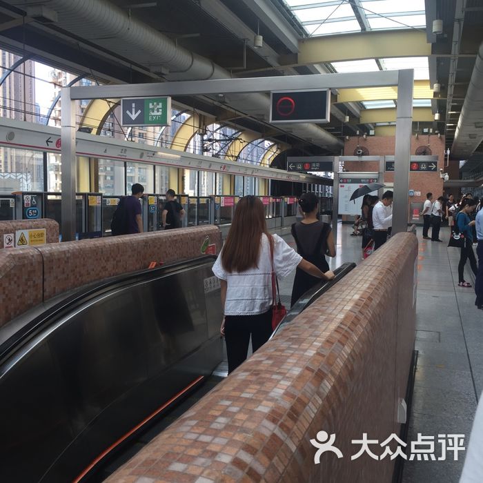 龙胜-地铁站