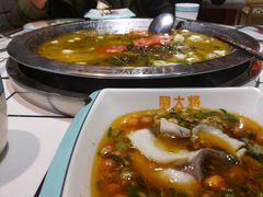 -蛙一刀·麻椒鱼火锅(金仙桥店)