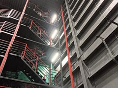 -极限PLAY运动娱乐新世界·团建派对潮玩休闲馆·室内蹦极高空游乐园
