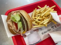 -In-N-Out Burger(LAX)