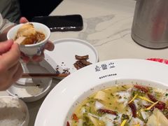 -渔语鱼酸菜鱼新川菜(来福士店)