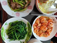 -爱的果实月嫂育婴师(世纪东方店)