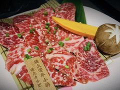 -山川小町·极番烧肉(新地假日广场店)
