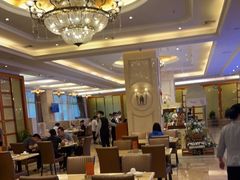 大堂-锦粤宫·精致粤菜(深圳北站店)