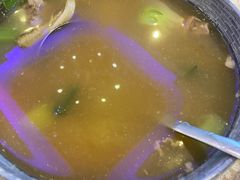 羊排羊杂汤-维吾尔餐厅(宜山路店)