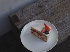 草莓蛋糕-竹子咖啡bamboo coffee