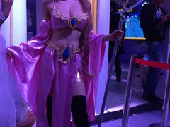 -东浩兰生上海世博展览馆