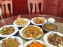 -小铜锣湾海鲜家常菜馆(河西店)