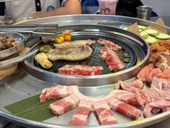 -哈哈碳都·牛肋条无限自助烤肉(宝龙店)