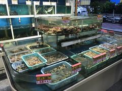 水产区-鑫悦楼煎蟹·16年海鲜大排档