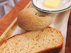 餐前开胃面包-1981牛排西餐厅(海信店)