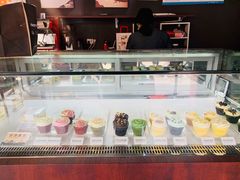 面包甜点陈列柜-派悦坊·甜品·蛋糕(日坛店)