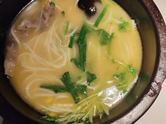 -妈妈故事米线(市府恒隆店)