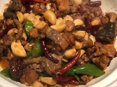 大理永平黄焖鸡配油煎面-泓0871臻选云南菜·味庄