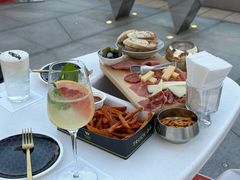 -池畔酒吧 WET Bar