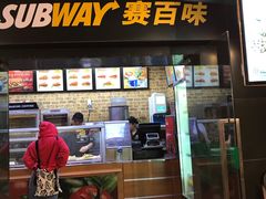 热销金枪鱼三明治-SUBWAY赛百味(浦东机场店)