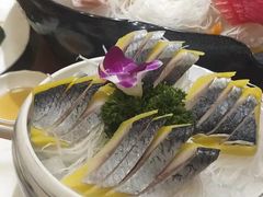 -青瓦餐厅·生鱼片·韩园烤肉(西塔店)