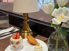 -潮一不贰·法式甜品·生日蛋糕·西式简餐(外滩店)