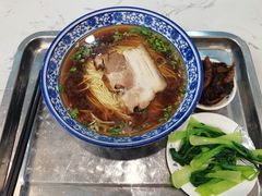 爆鳝焖肉面-伟记奥面馆(养育巷店)