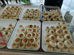 鲜肉月饼-长发西饼(临顿路店)