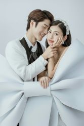 点击看大图 -挪娅婚纱摄影皇家会所