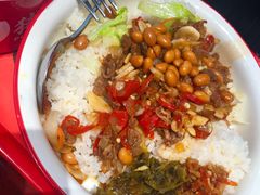 小炒黄牛肉饭-猪角·闽南猪脚饭(上梅林店)