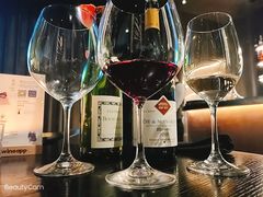-wineapp葡萄酒餐吧(外滩金融中心店)