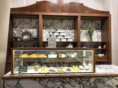 面包甜点陈列柜-WHEAT&BAKER-麥(凯德来福士店)