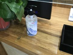 -华夏典当行(龙德广场店)