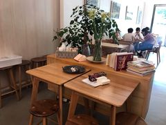 -尤加利咖啡馆