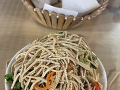 -闫家驴肉老店(华电一校店)