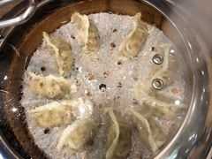 蜜汁三鲜蒸饺-鲜小岛·铜锅涮肉