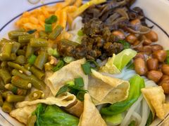干捞螺狮粉-弘束束柳州深巷螺蛳粉(珠江路店)