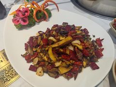 -原林野山菌火锅·炒菌(关上野生菌一条街店)