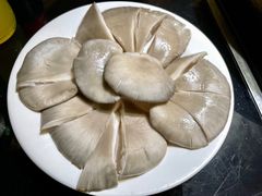 -潮汕三宝鲜牛肉火锅