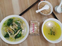 -江记老鸡汤米面