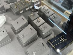 -FUN LUXURY范加奢品(蟠龙天地店)