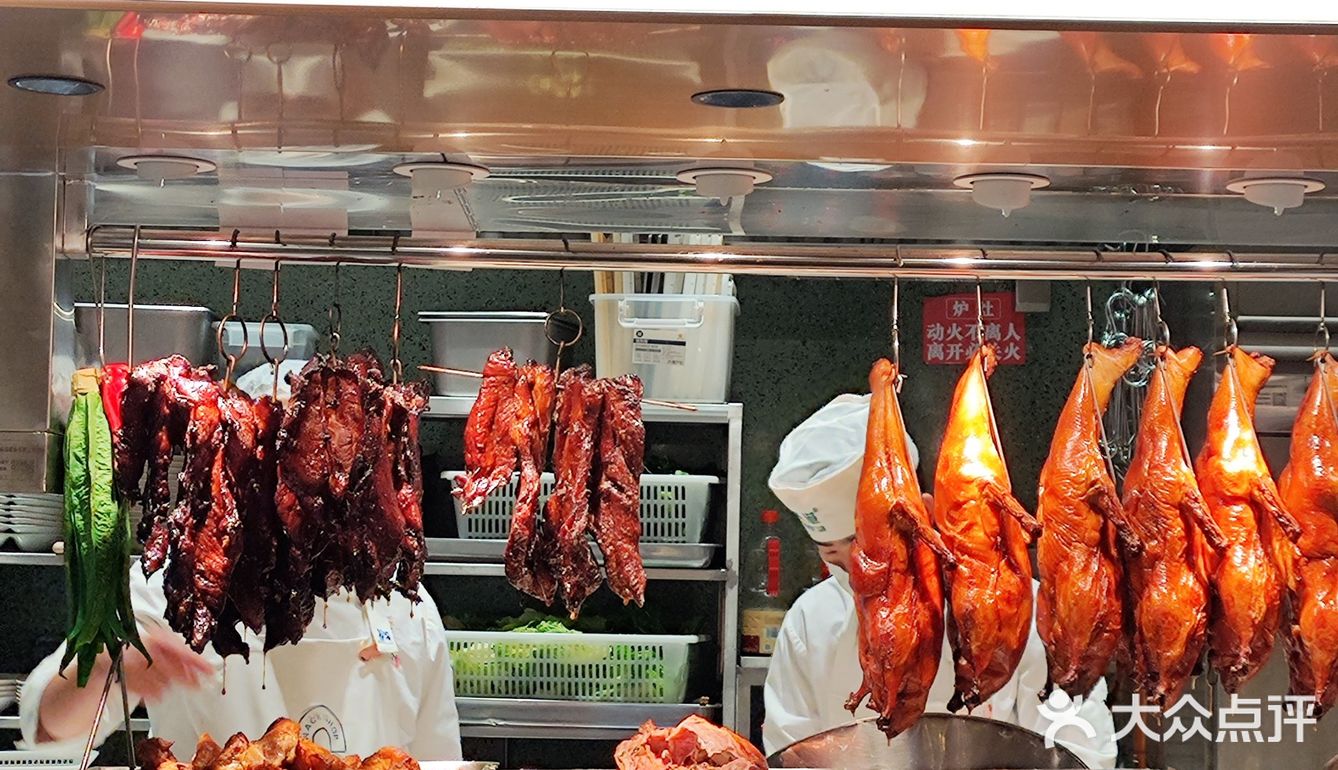 把这当大学生食堂了天天来吃