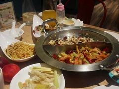 -小鱼小牛·鱼牛干锅·脆鱼火锅(世欧广场店)