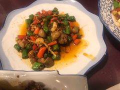 双椒肥肠-百年粉蒸牛肉