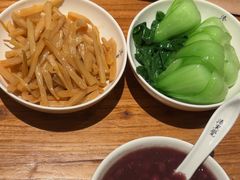 -漆黑觉米粉(三里屯店)